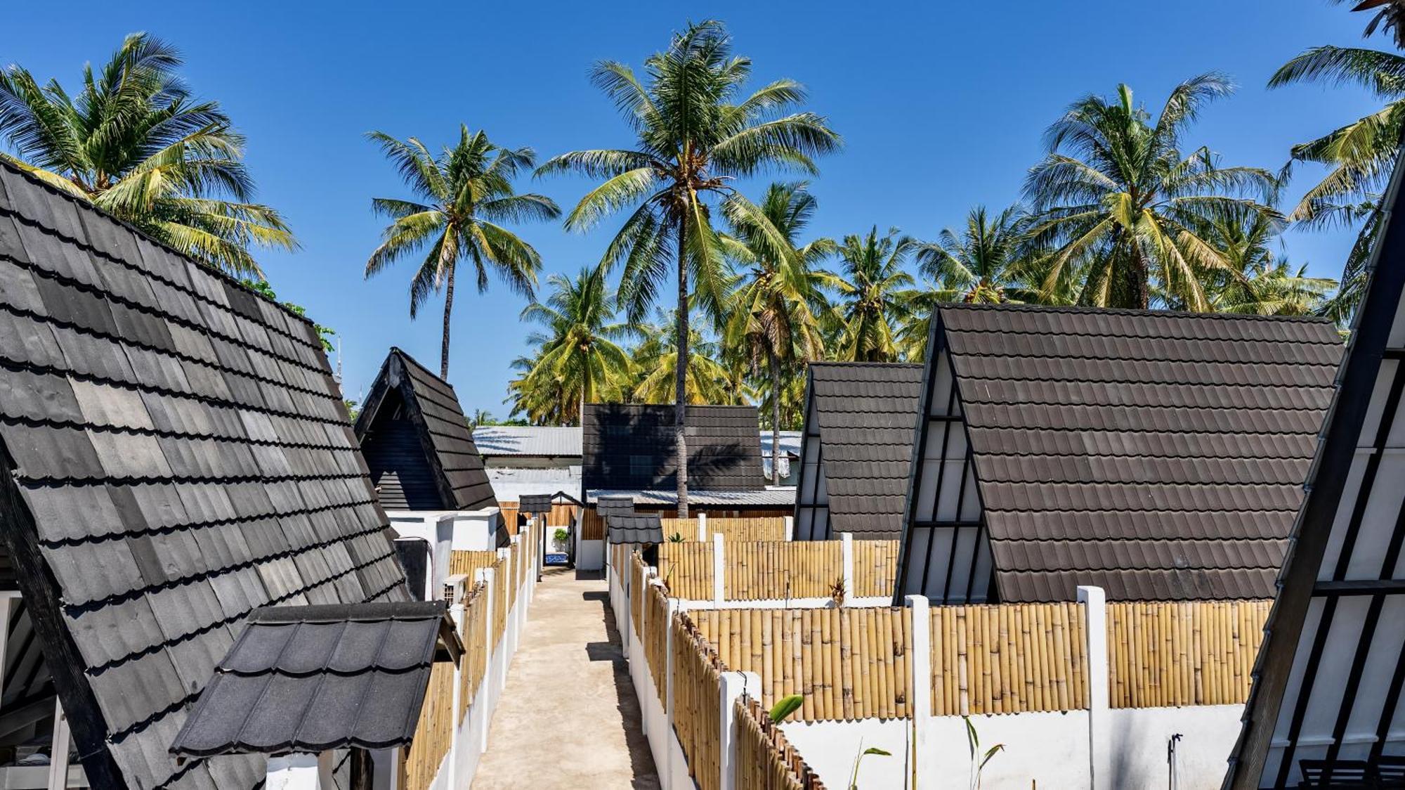Resort Gili Trawangan - Bungalow With Private Pool Ngoại thất bức ảnh